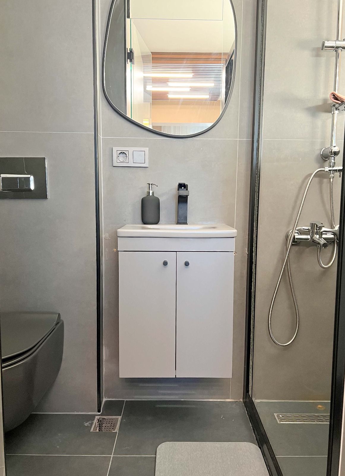 Free HTML5 Bootstrap Template by FreeHTML5.co