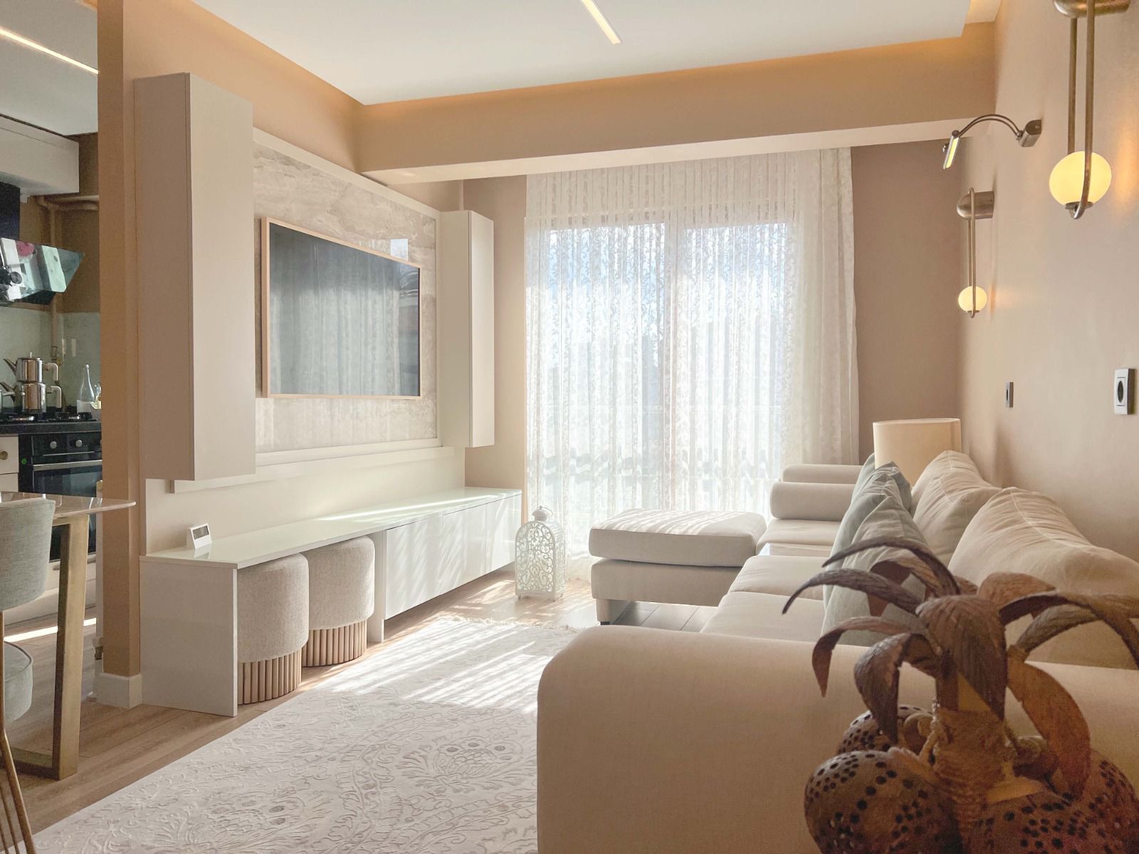 Free HTML5 Bootstrap Template by FreeHTML5.co