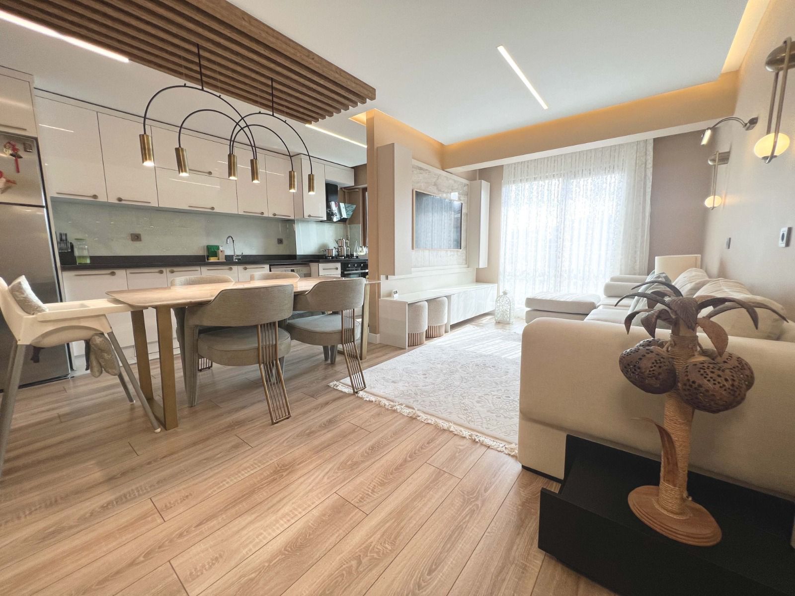 Free HTML5 Bootstrap Template by FreeHTML5.co